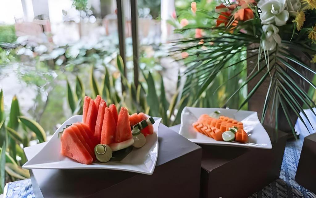 Grand Legi Hotel Mataram Exterior photo