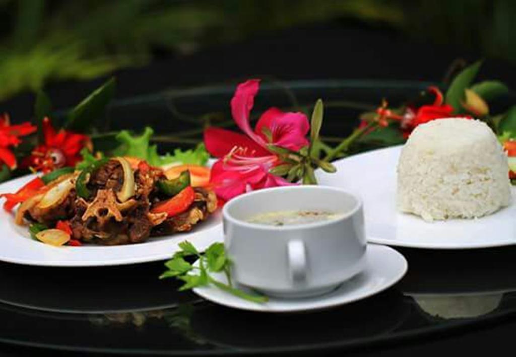Grand Legi Hotel Mataram Exterior photo