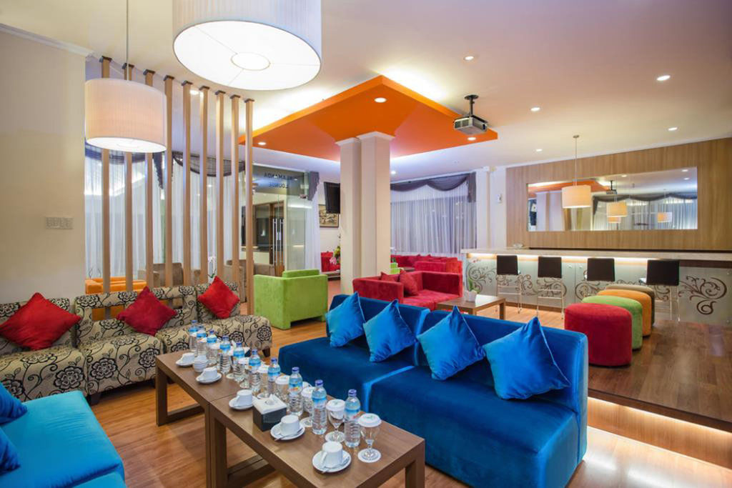 Grand Legi Hotel Mataram Exterior photo